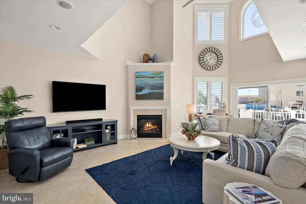 Image 15 of property listing at 311 S HERON GULL CT, Ocean City, MD 21842