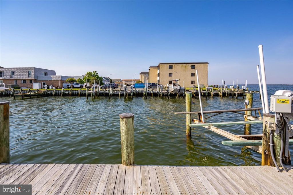 Image 80 of property listing at 311 S HERON GULL CT, Ocean City, MD 21842