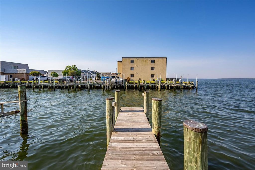 Image 83 of property listing at 311 S HERON GULL CT, Ocean City, MD 21842