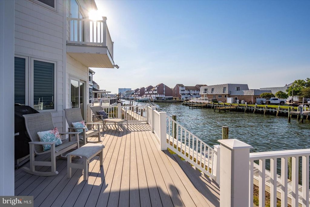 Image 84 of property listing at 311 S HERON GULL CT, Ocean City, MD 21842