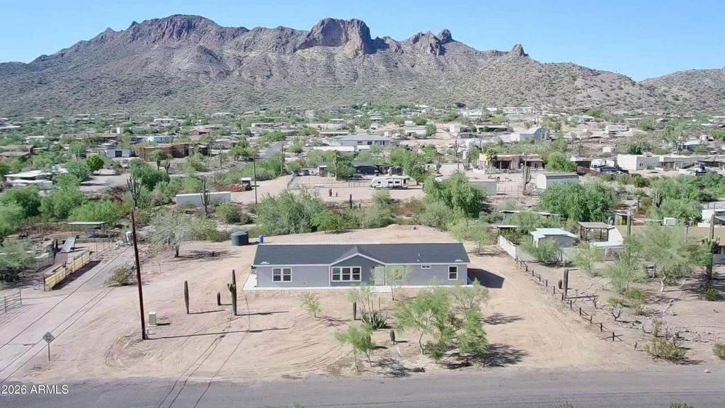1170 W Frontier Street, Apache Junction, AZ 85120 — exterior