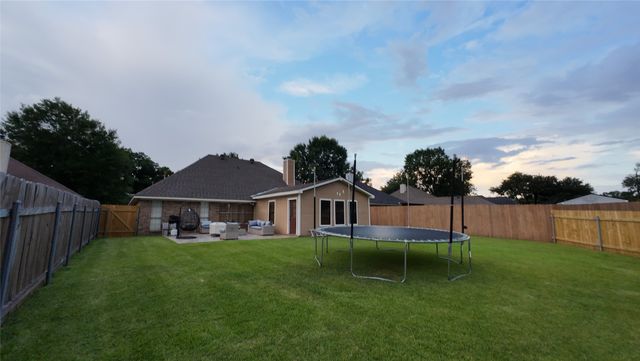 1705 Wales Lane, Bossier City, LA 71111