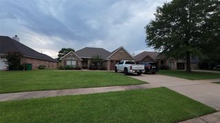 1705 Wales Lane, Bossier City, LA 71111