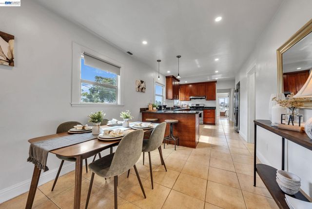 4471 Tulip Ave, Oakland, CA 94619