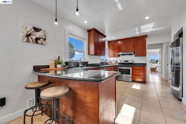 4471 Tulip Ave, Oakland, CA 94619