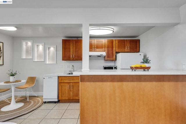 4471 Tulip Ave, Oakland, CA 94619