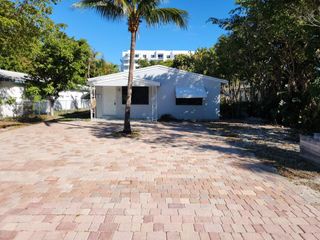 236 NE 19th Avenue W, Pompano Beach, FL 33060