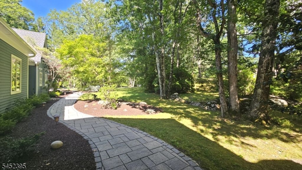 738 Ridge Rd, Kinnelon Boro, NJ 07405 — photo 4