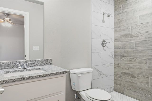 207 C Ave, Cache, OK 73527