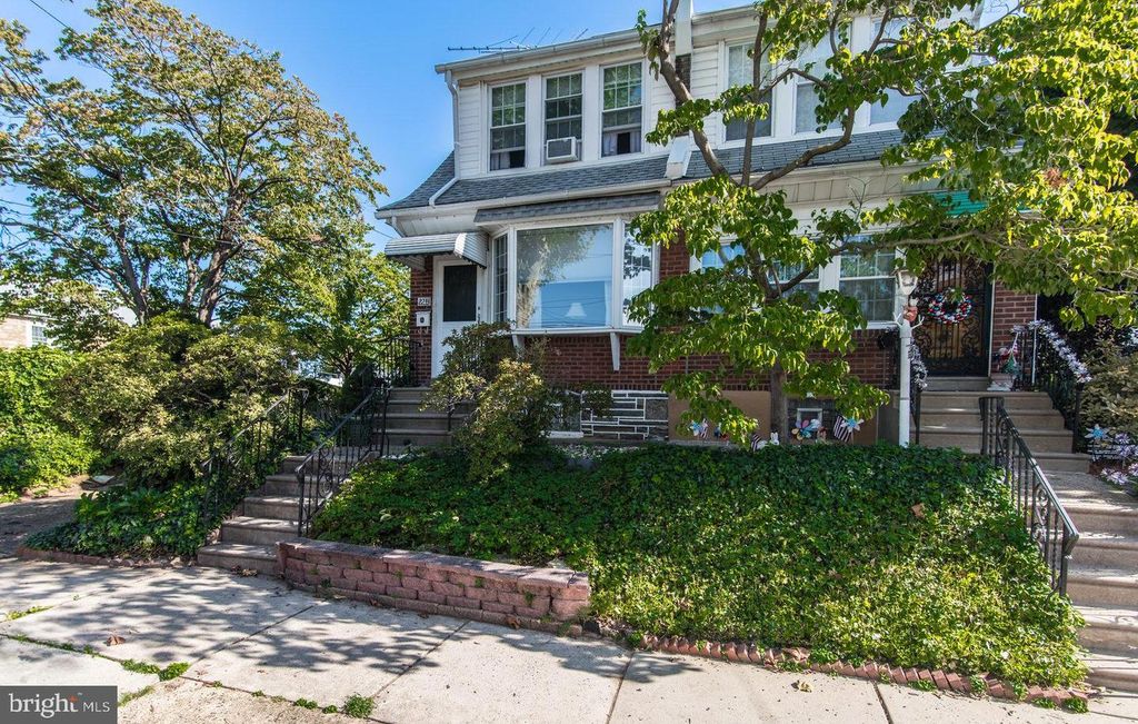 2231-33 AFTON ST, PHILADELPHIA, PA 19152 — photo 2