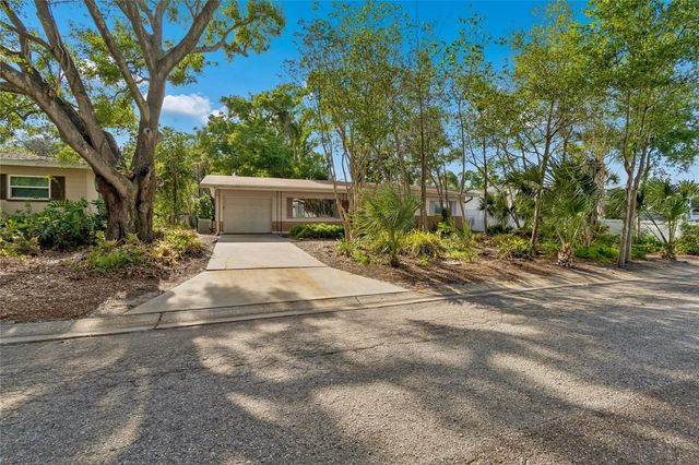 4703 S RENELLIE DRIVE, Tampa, FL 33611