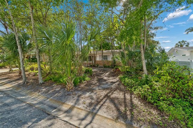 4703 S RENELLIE DRIVE, Tampa, FL 33611