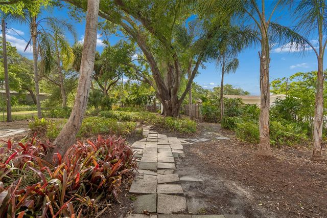 4703 S RENELLIE DRIVE, Tampa, FL 33611