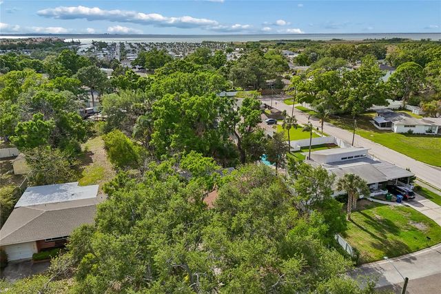 4703 S RENELLIE DRIVE, Tampa, FL 33611