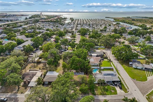 4703 S RENELLIE DRIVE, Tampa, FL 33611