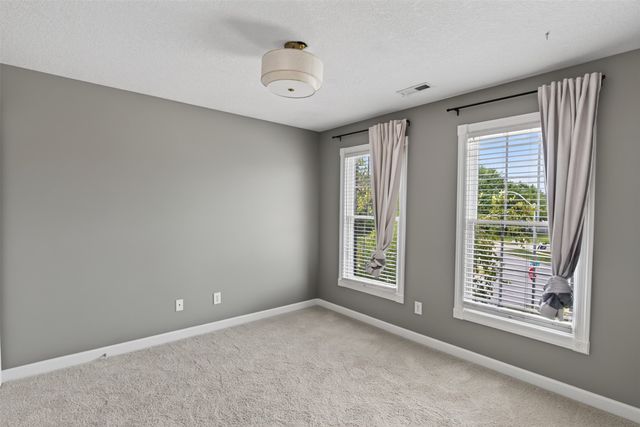 1621 5th Avenue SW, Altoona, IA 50009