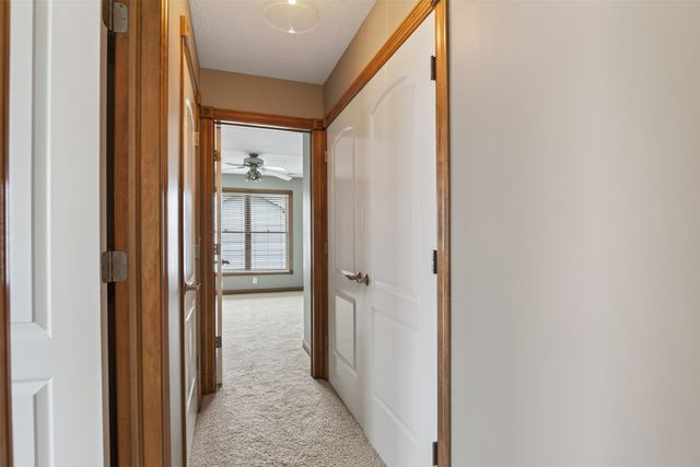 1621 5th Avenue SW, Altoona, IA 50009