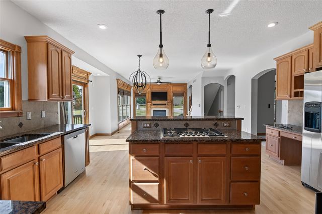 1621 5th Avenue SW, Altoona, IA 50009