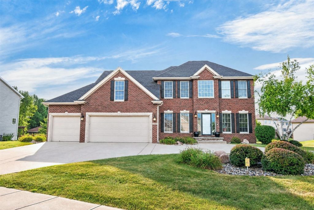 1621 5th Avenue SW, Altoona, IA 50009