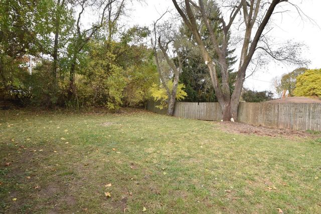 11116 11th AVENUE, Pleasant Prairie, WI 53158