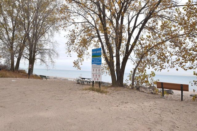 11116 11th AVENUE, Pleasant Prairie, WI 53158