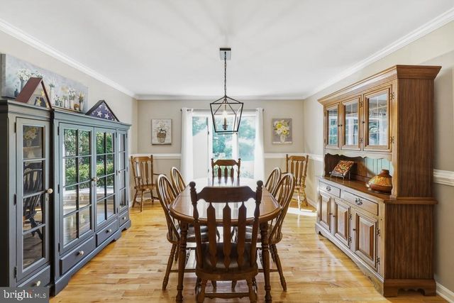 10555 PRINCE CHARLES DR, La Plata, MD 20646
