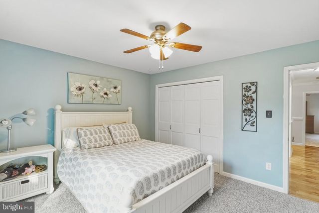 10555 PRINCE CHARLES DR, La Plata, MD 20646