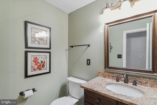 10555 PRINCE CHARLES DR, La Plata, MD 20646