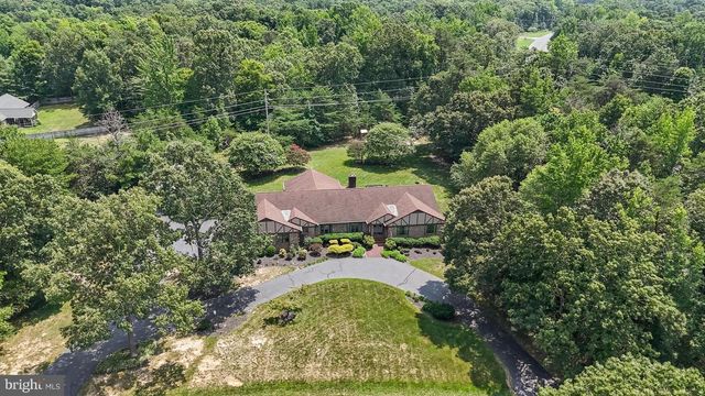 10555 PRINCE CHARLES DR, La Plata, MD 20646