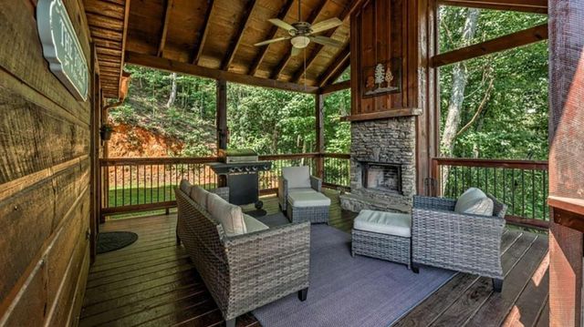 300 Cloudland Trace, Epworth, GA 30541