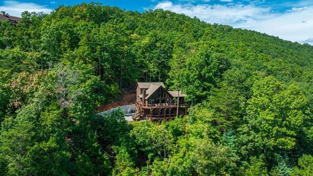 300 Cloudland Trace, Epworth, GA 30541