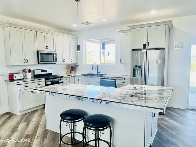 275 W 275 N, Pima, AZ 85543