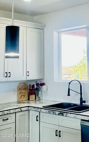 275 W 275 N, Pima, AZ 85543