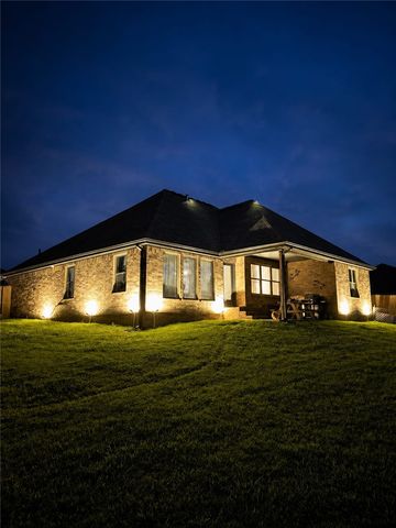 804 W Shane Court, Siloam Springs, AR 72761