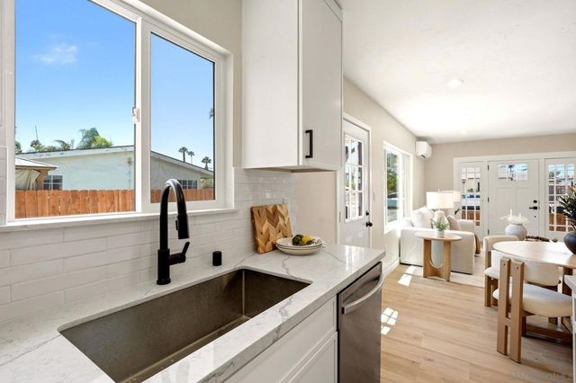 3581 85 45th St, San Diego, CA 92105