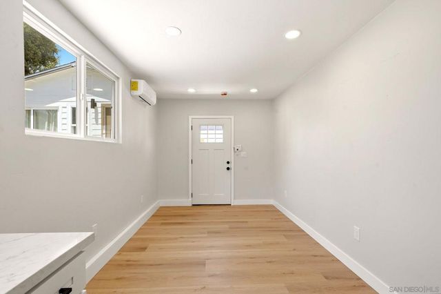 3581 85 45th St, San Diego, CA 92105