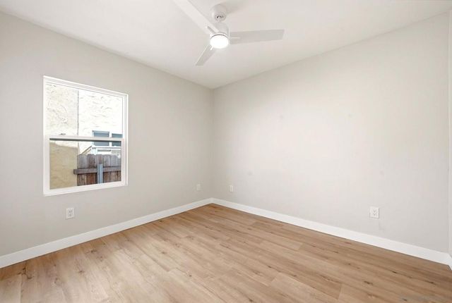 3581 85 45th St, San Diego, CA 92105