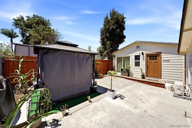 3581 85 45th St, San Diego, CA 92105