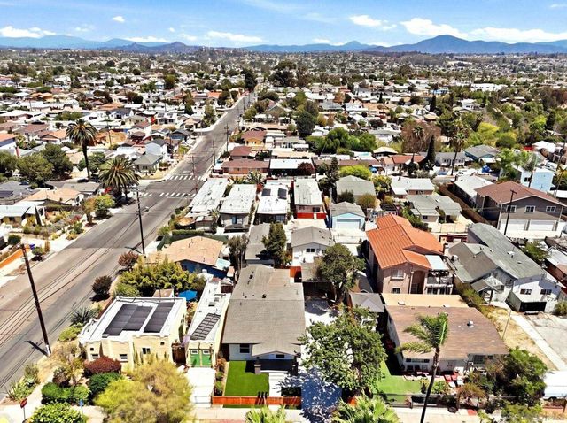 3581 85 45th St, San Diego, CA 92105