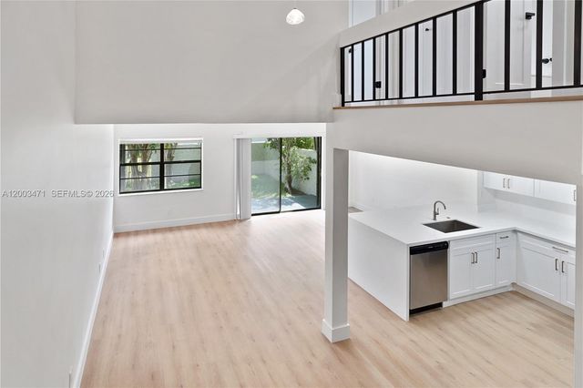 2548 N 38th Ave C-23, Hollywood, FL 33021