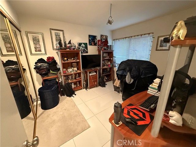 919 Glencliff Street, La Habra, CA 90631