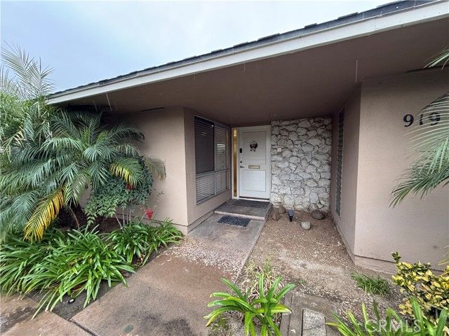 919 Glencliff Street, La Habra, CA 90631