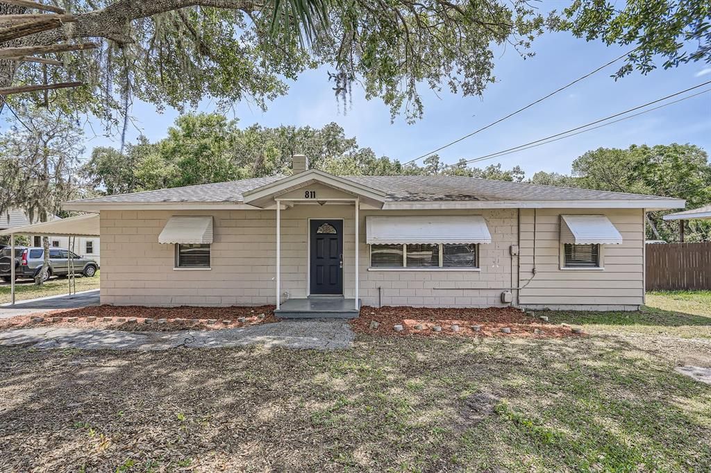 811 S LONE OAK DRIVE, Leesburg, FL 34748