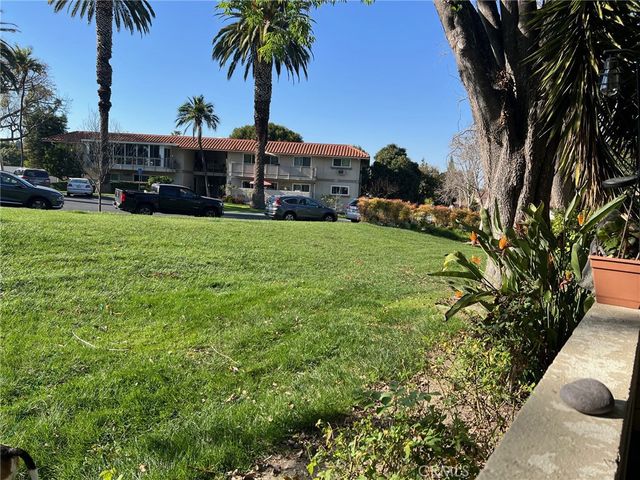 254 Calle Aragon B, Laguna Woods, CA 92637