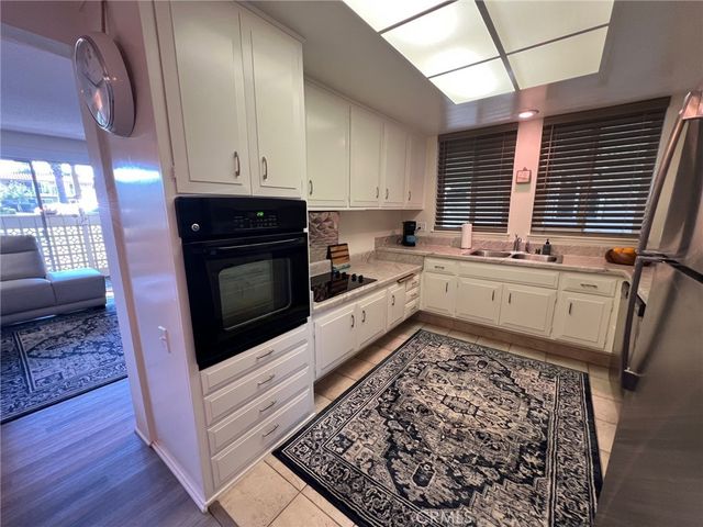 254 Calle Aragon B, Laguna Woods, CA 92637