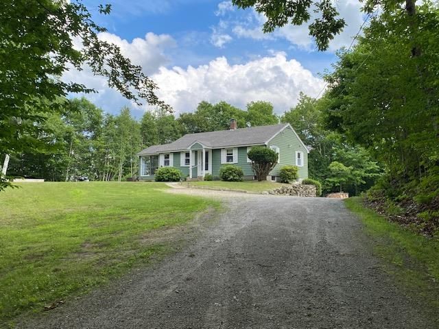 132 Newell Road, Newbury, NH 03255
