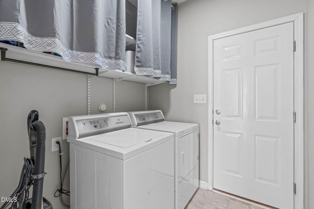 141 Chandler Springs Drive, Holly Springs, NC 27540