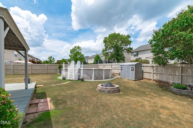 141 Chandler Springs Drive, Holly Springs, NC 27540