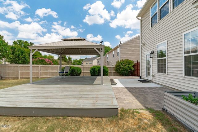141 Chandler Springs Drive, Holly Springs, NC 27540