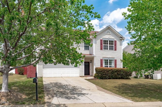 141 Chandler Springs Drive, Holly Springs, NC 27540